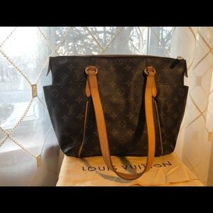 Preloved Totally Monogram PM